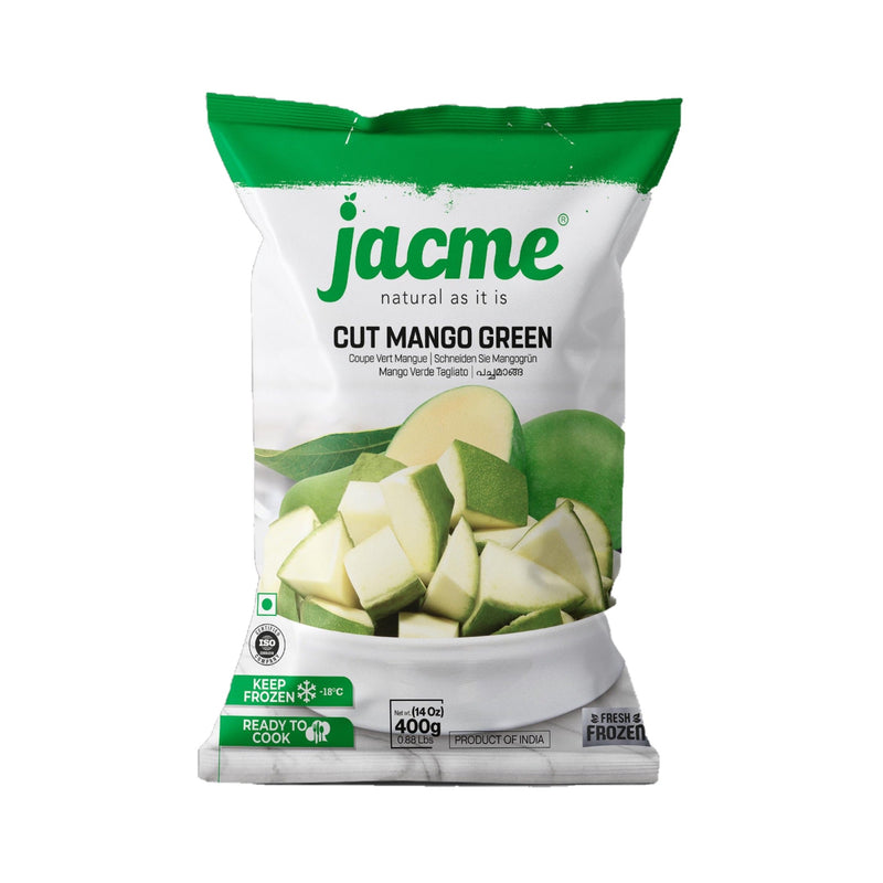 Cut Mango green by jacme